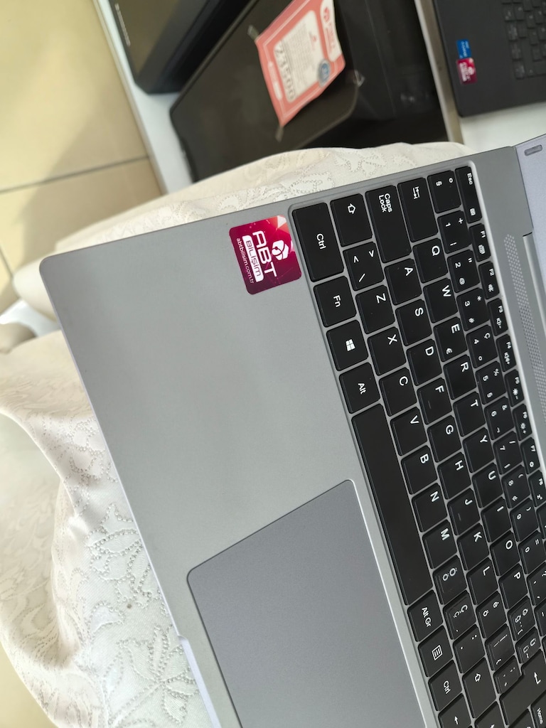 ABT BİLİŞİM - Amd 3020e 8 Gb Ram 256 Gb M2 15.6 İnç Full Hd - 3