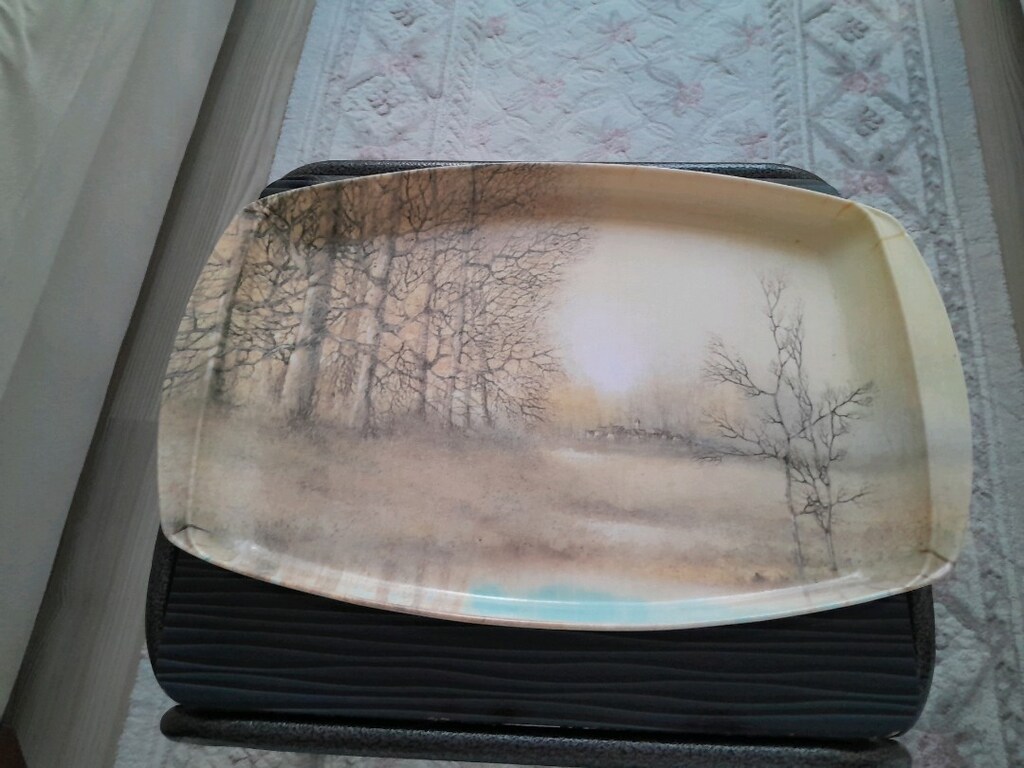 pastel tonlarda tepsi