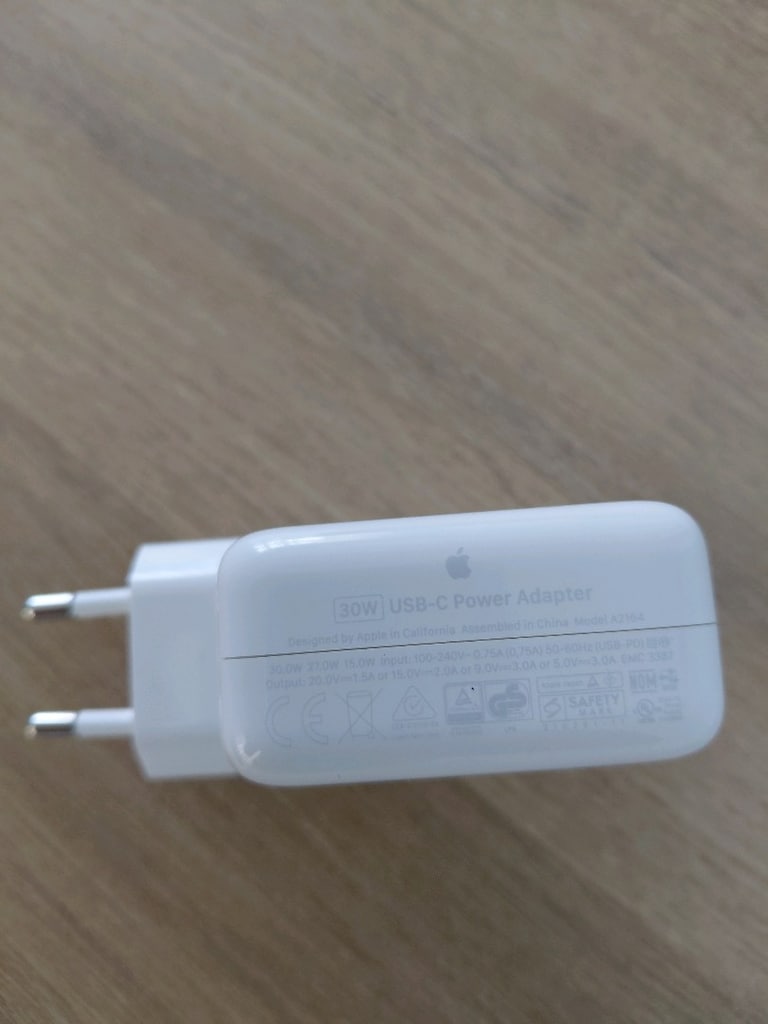 Apple 30W USB-C Güç Adaptörü Beyaz - 4