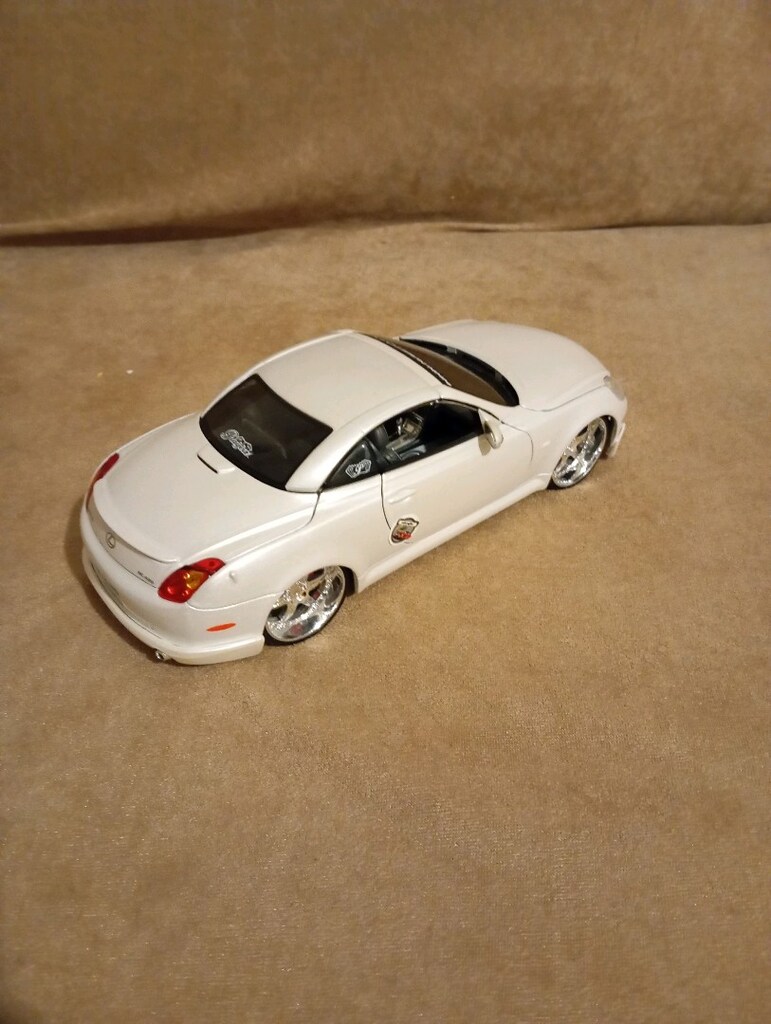 LEXUS MARKA ORJİNAL LİSANSLI ÜRÜN - 2
