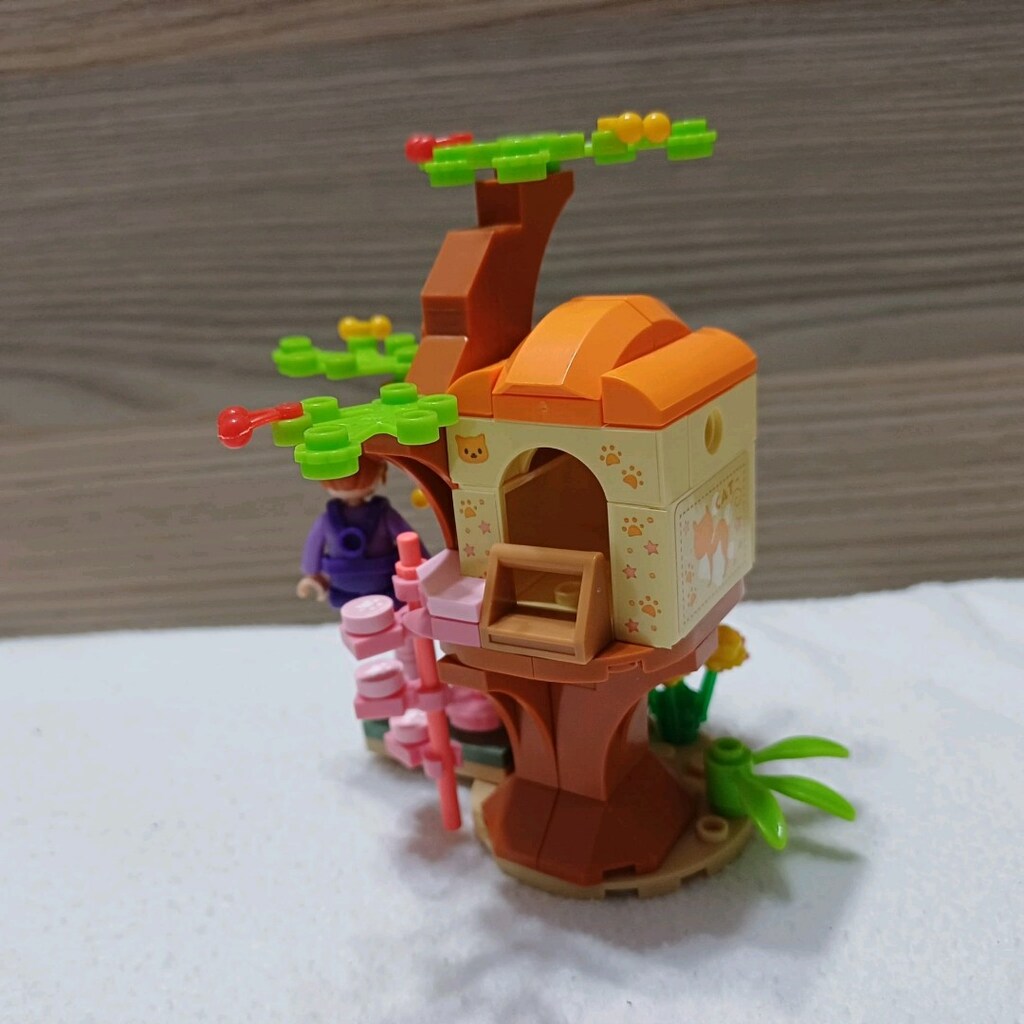 Kılavuzlu & Minifigürlü Kedi Yuvalı Ağaç Ev Yapı Blokları Seti - 5