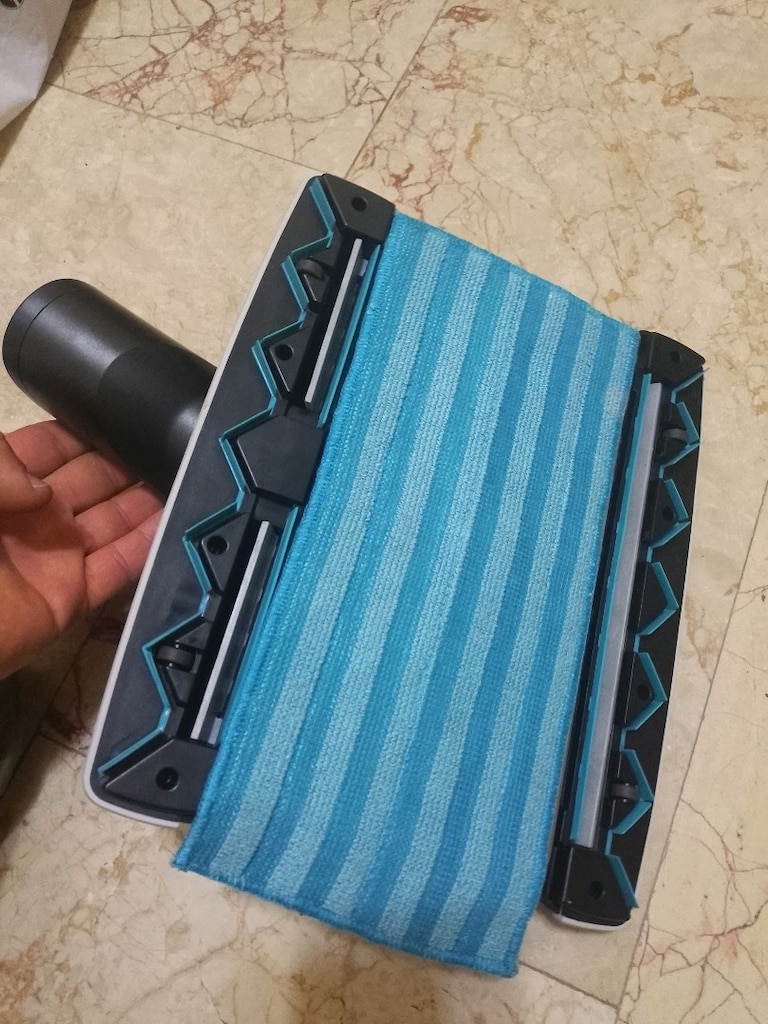 Philips xc8057 agua plus şarjlı dik süpürge ORJİNAL paspaslı başlık - 2