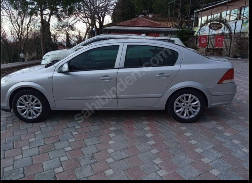 Opel astra sedan h kasa - 2