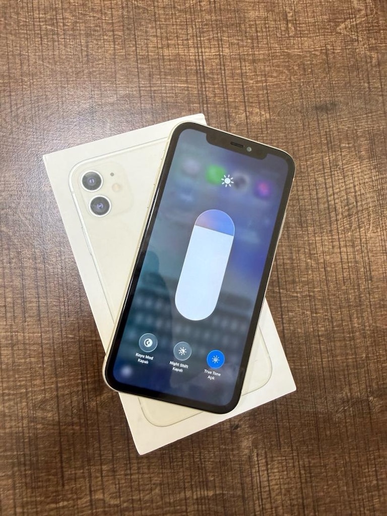 İPHONE 11 BEYAZ 64 GB FATURALI YURTİÇİ HERŞEYİ ORJİNAL TEMİZ - 4