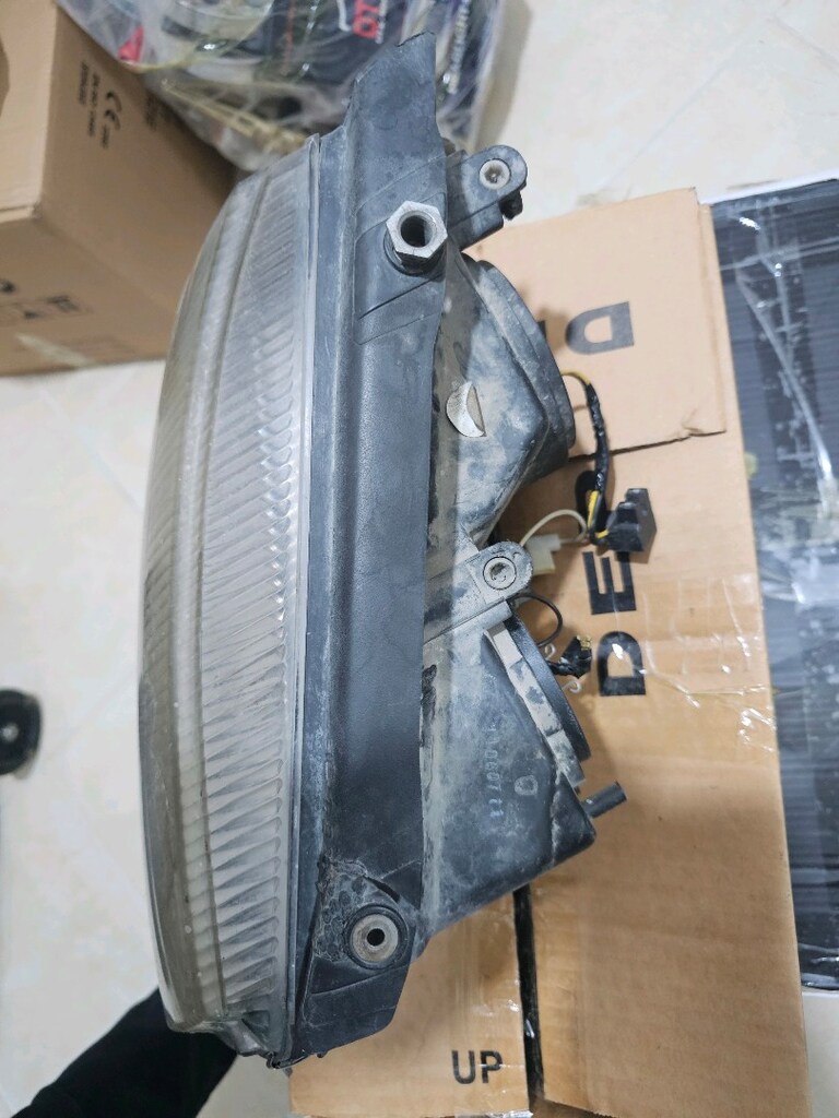 Passat B5 sağ far - 2