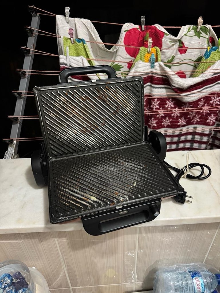 Korkmaz Arızalı Tost Makinesi - 2