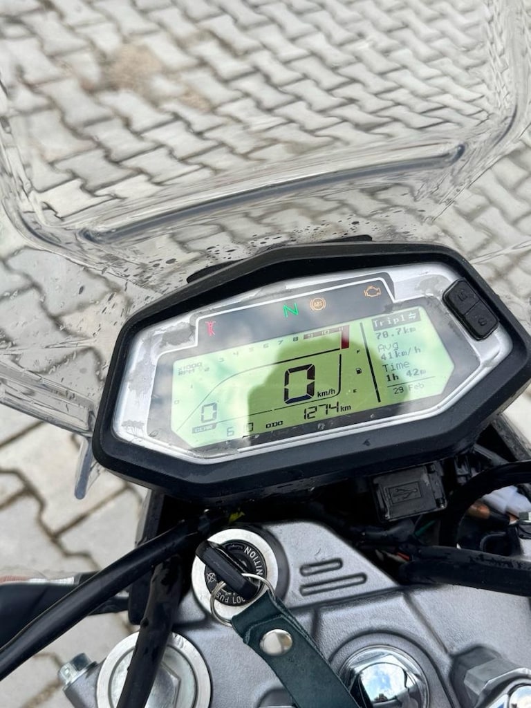 Hero Xpulse 200 4Vpro -1274 Km - 2