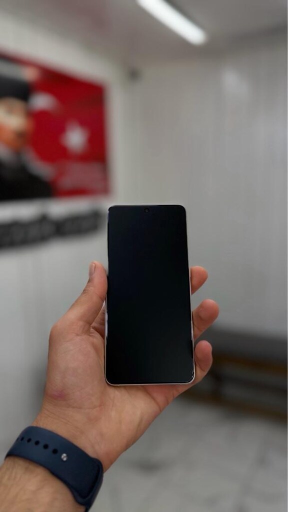 SAMSUNG S21 FE 128 GB - 3