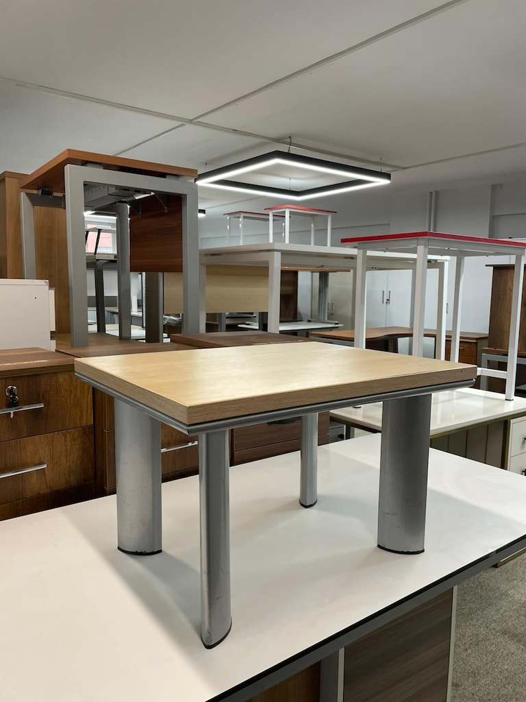 KLAS OFİS ÜSKÜDAR MEŞE METAL AYAKLI MODERN OFİS SEHPASI - 2