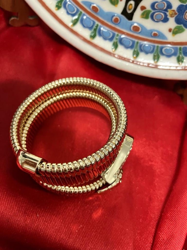 Bvlgari siyah Kadranlı Altın Tonlu yılan kordon kadın saati - 10