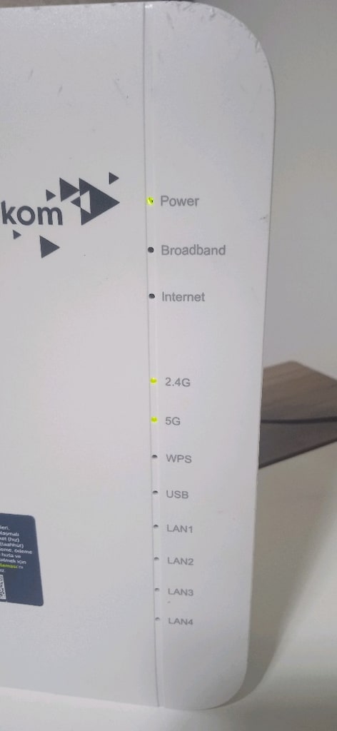 ZTE ZXHN H1601 AX 1800 VDSL MODEM - 3