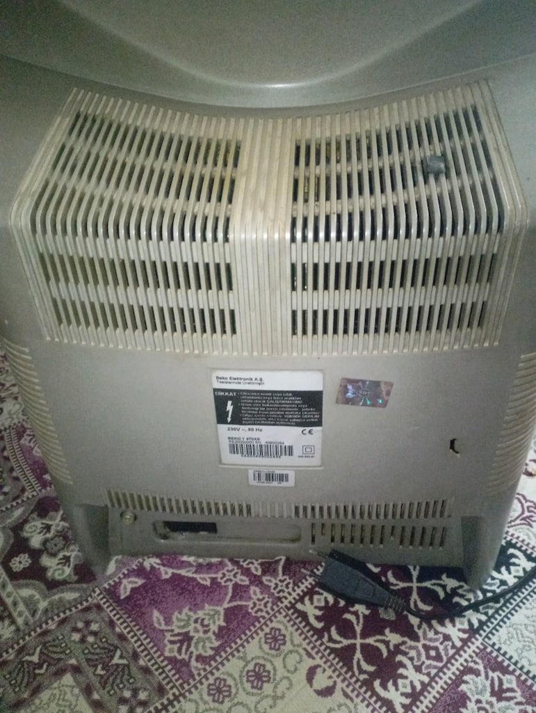 beko 70"tv arızalı - 3