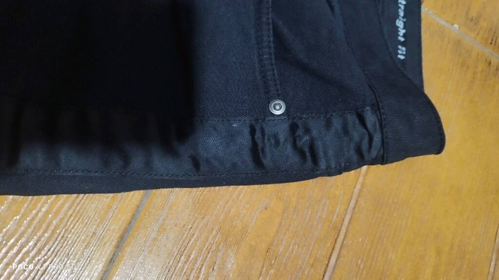 #Club Beymen şık tarz jeans pantolon..Mağazasında 6000 TLdir. - 2