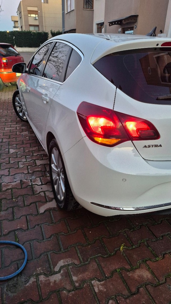 Degişensiz Sanruflu Opel Astra J Cosmo 1.6 Dizel 136 HP Ful+Ful - 6