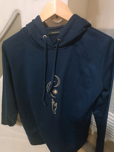 kadın Trendyol sweatshirt m beden
