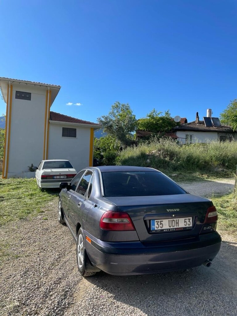Değişensiz Otomatik Volvo S40 2.0 - 3