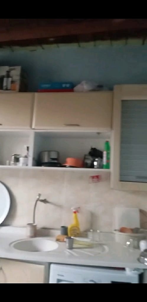 mutfak dolabı içinde satılık enkaz çatısı 5'e 10 gardolabı ve mutfak d - 7