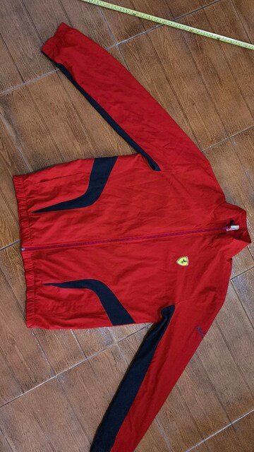 #Puma Ferrari orijinal mevsimlik mont Piyasası pahalıdır..