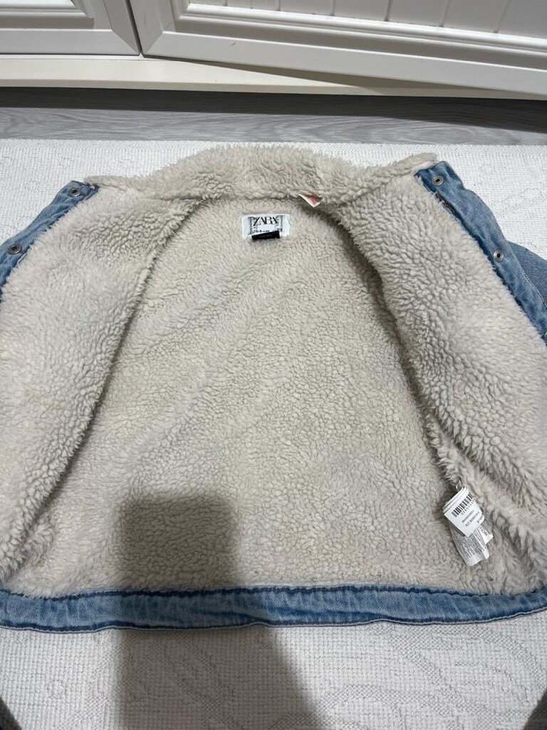 Zara içi kürklü denim ceket disney - 4
