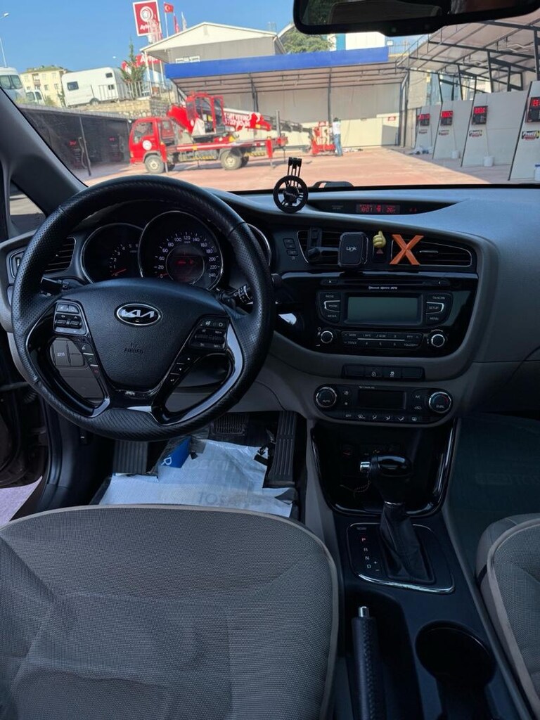 163 HP - 370 Nm | 2013 Kia Ceed 1.6 CRDi Concept Plus | Cam Tavan - 9