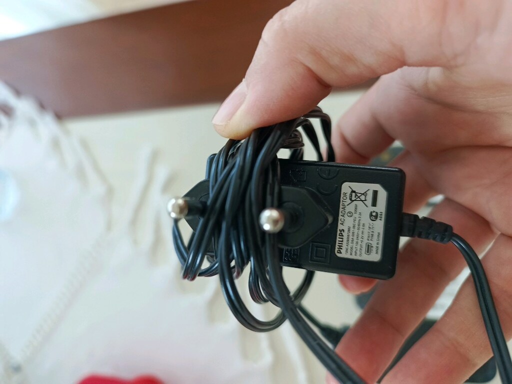 Philips TS220 MODEL 2 ADET TUŞLU CEP TELEFONU - 3