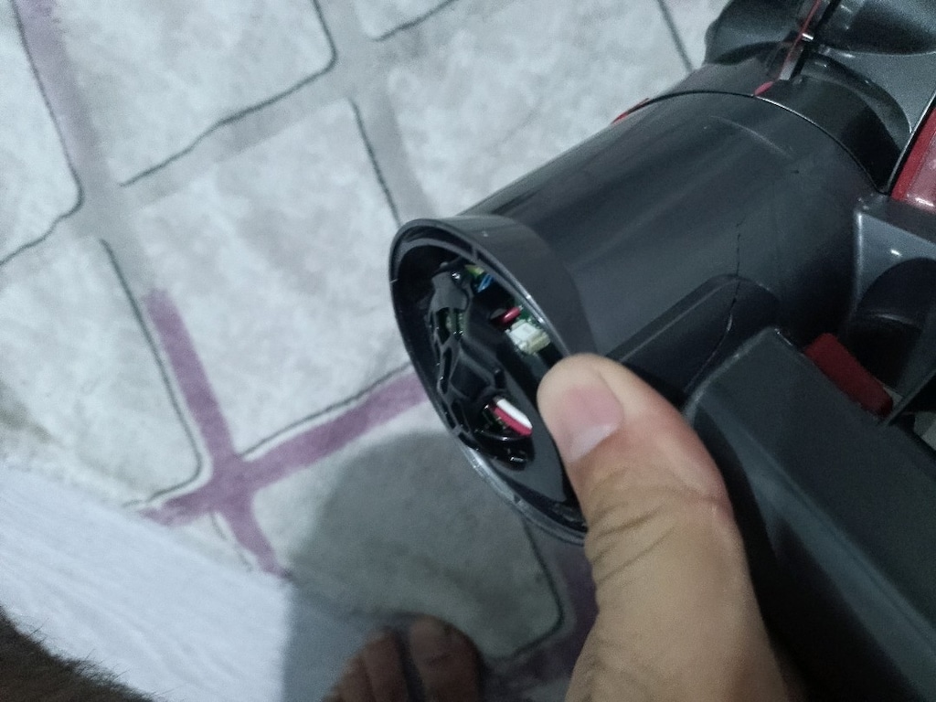 Dyson ve6 süpürge - 2