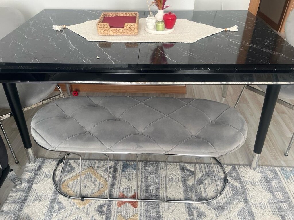 Siyah masa ve Gri sandalye takım - 2