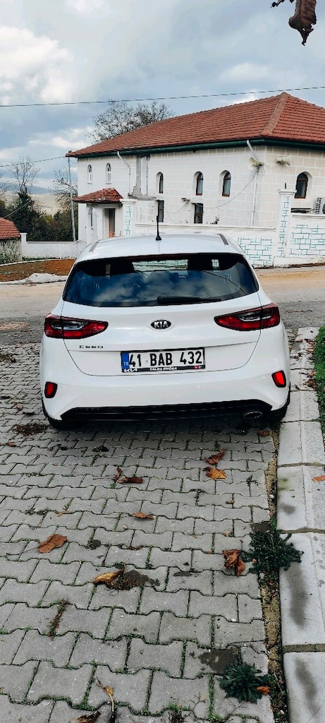 2019 KiaCEED - 12
