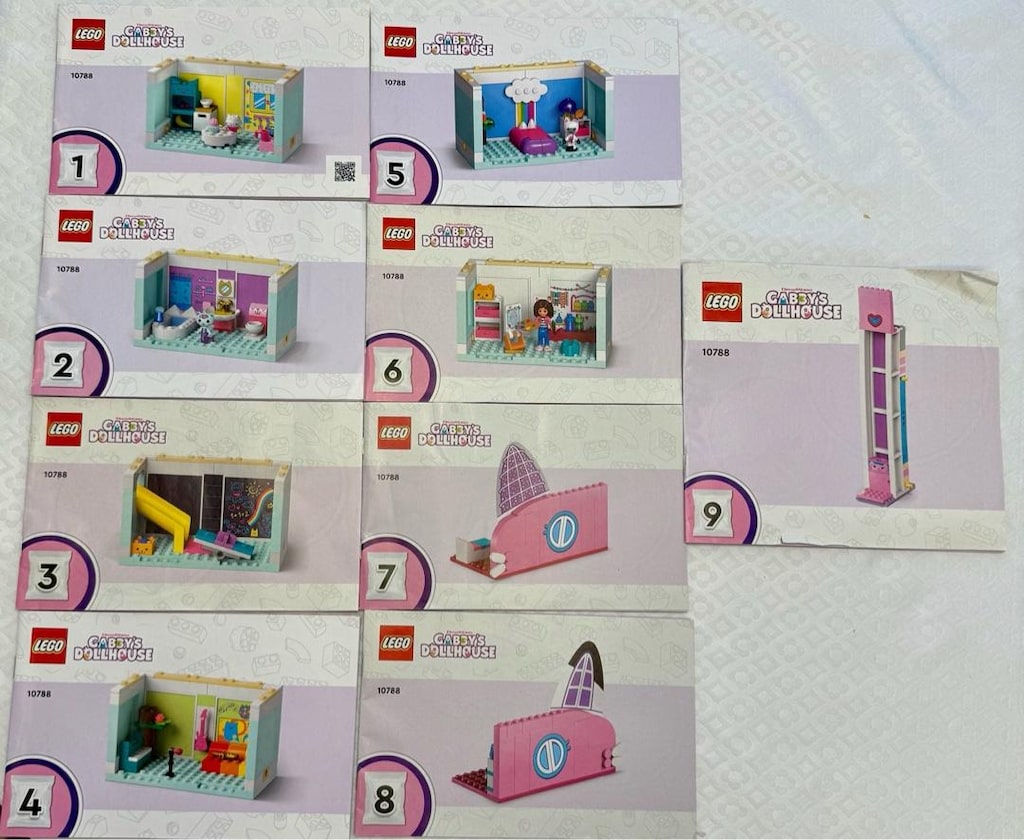 Lego Gabby’s Dollhouse - 7