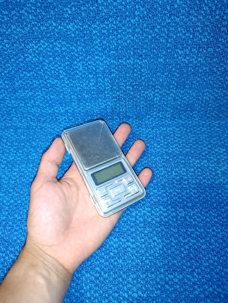 Sağlam Mutfak Baskül Gümüşçü Terazisi Taşınabilir Cep Boy (Pil Dahil) - 3