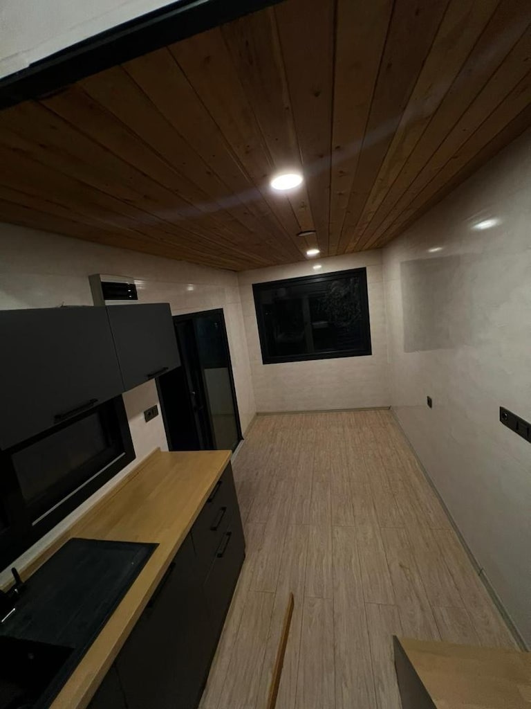 Tiny House - 5
