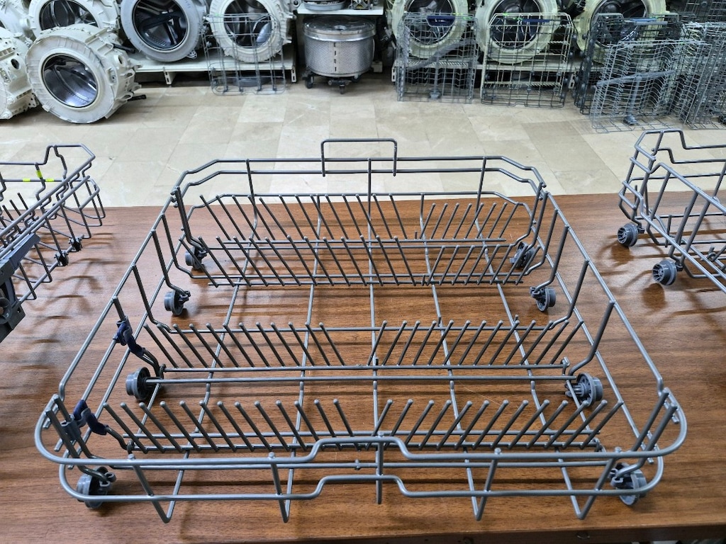 Teka marka DW 605 S modeli bulaşık makinesinin alt Sepeti - 4
