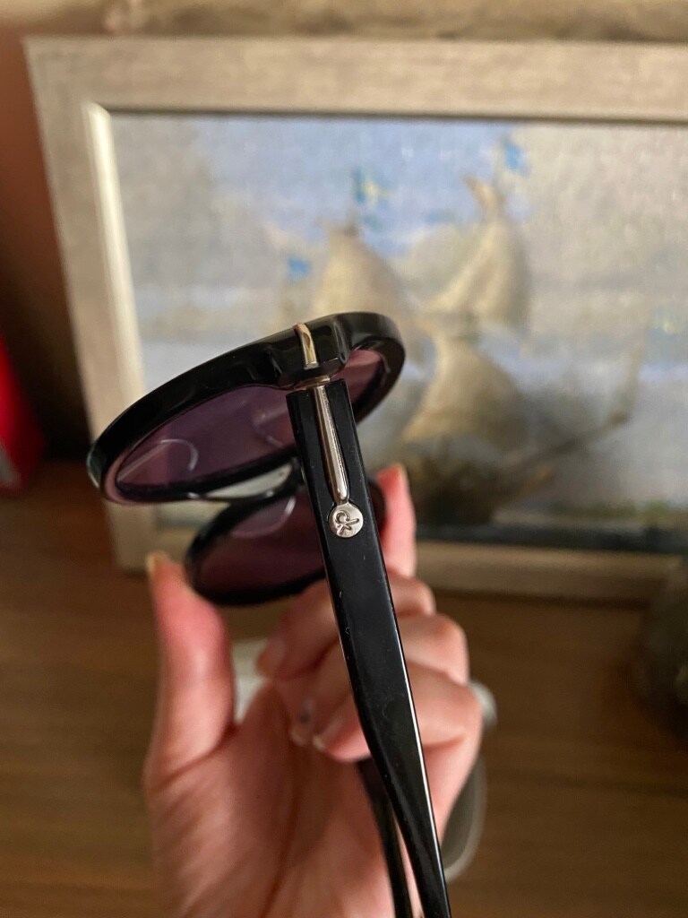 Calvin Klein gunes gozlugu - 6