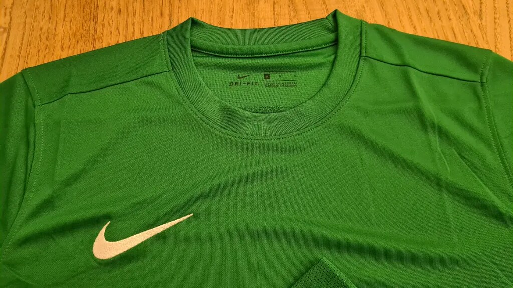Orijinal sıfır etiketli Nike tişört - 3