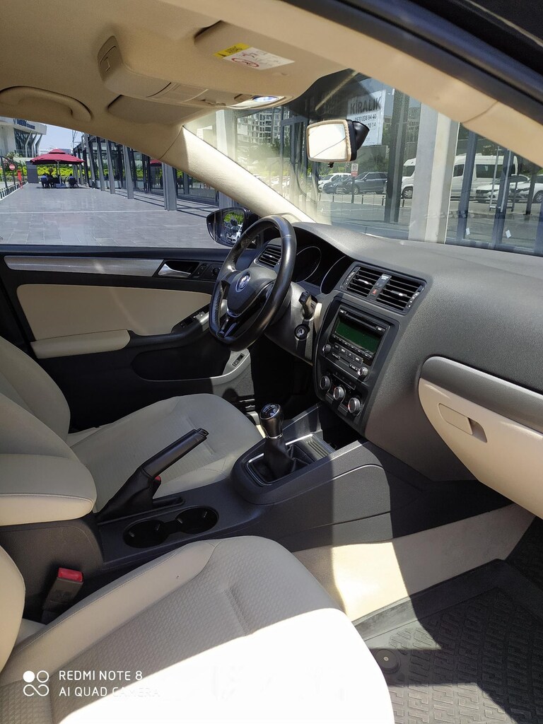 Volkswagen Jetta 1.2 TSI Yetkili Servis Bakımlı ve Düşük Km. - 2