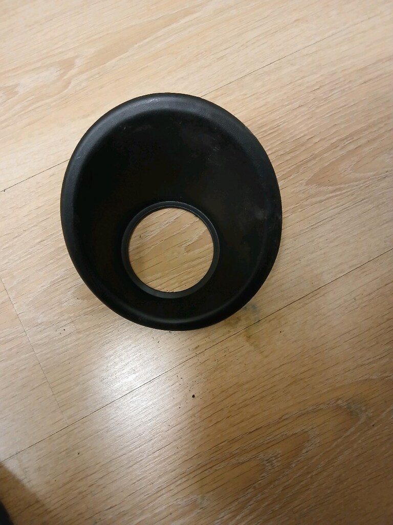 Peugeot Citroen Fiat Sis farı çerçevesi. - 2