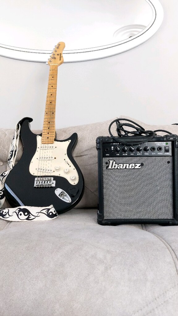 Behringer Elektro Gitar + Ibanez IBZ10G-U 10W Amfi + Aksesuarlar - 4