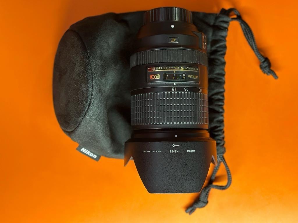 Nikon 18-300mm f/3.5-5.6G VR (77mm) - Sadece Elden Teslim - 2