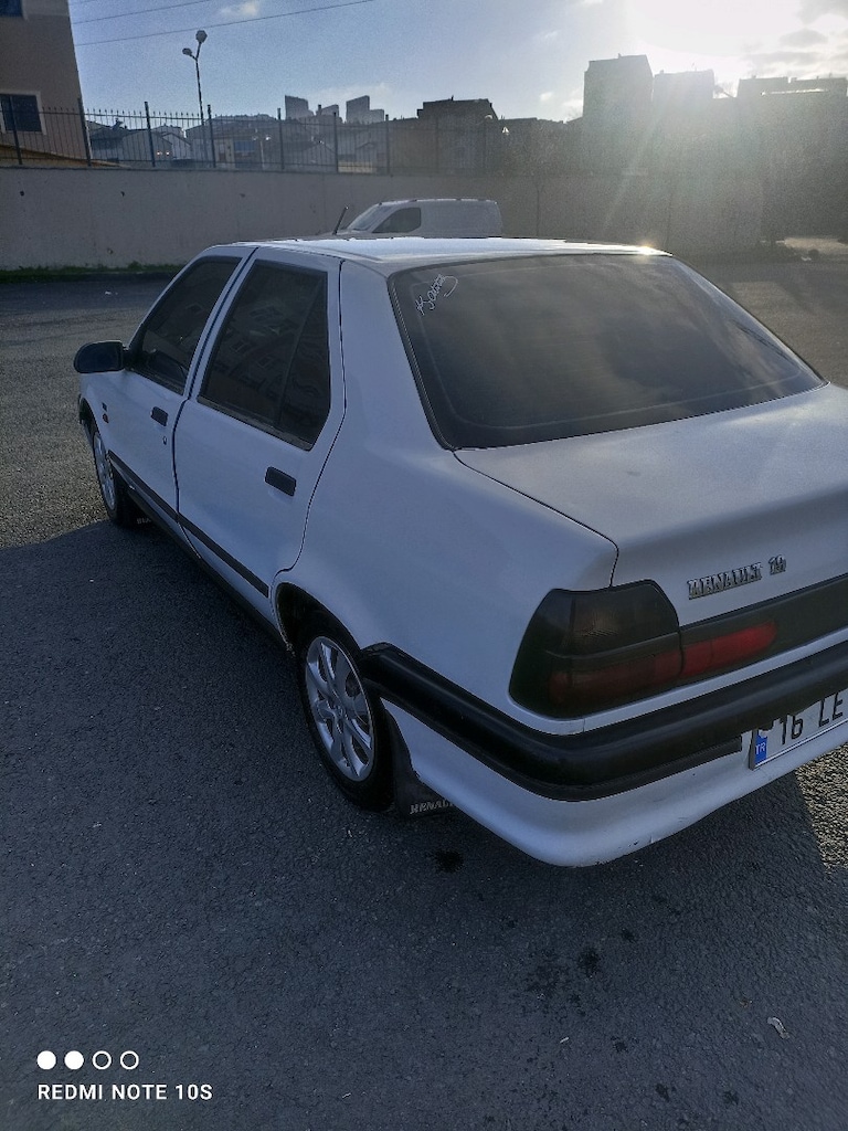 1995 MODEL 1.4 RN RENAULT 19 EUROPA - 5