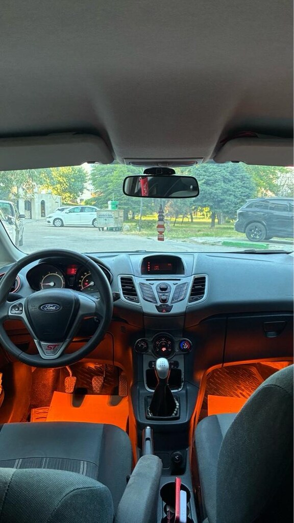 Ford Fiesta - 5