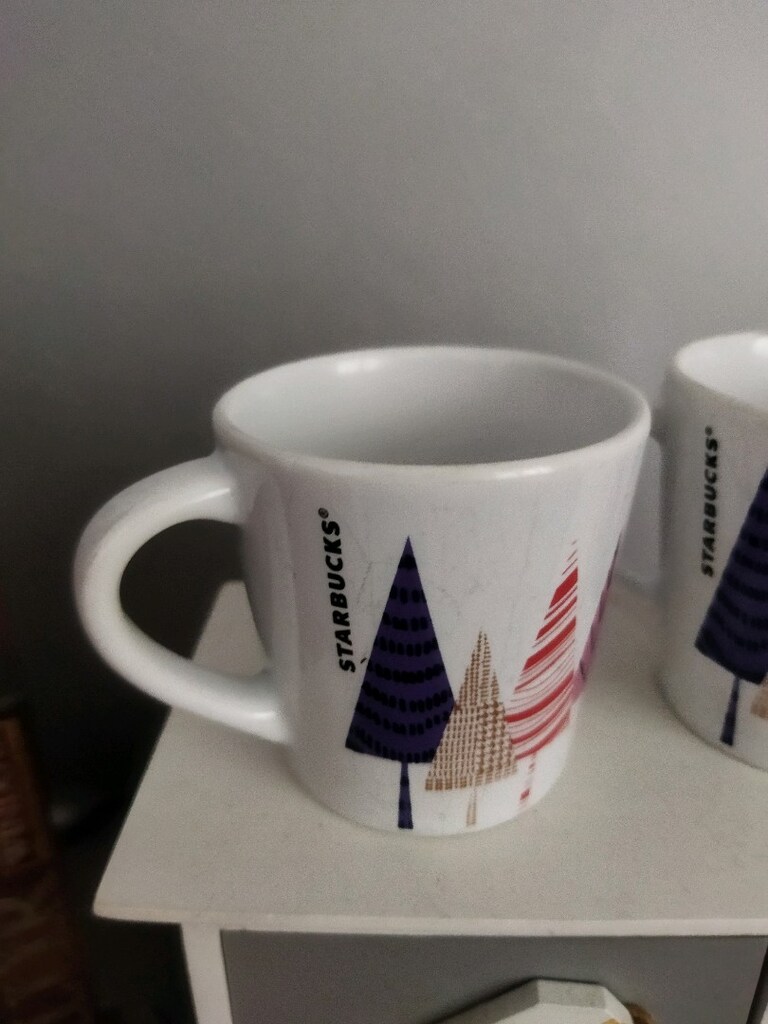 starbucks holliday Christmas tree fincan - 2