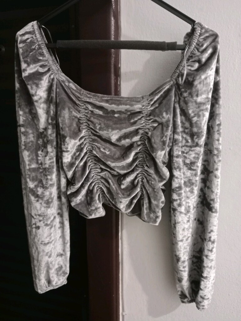 1 kere kullanılmış koton buluz