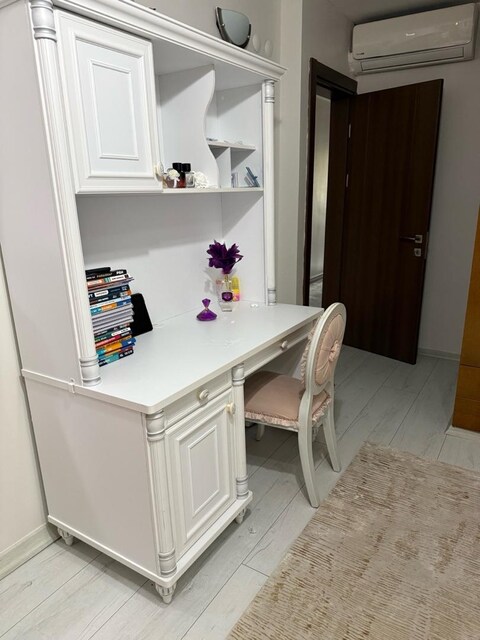 Çilek Genç Odası Takımı