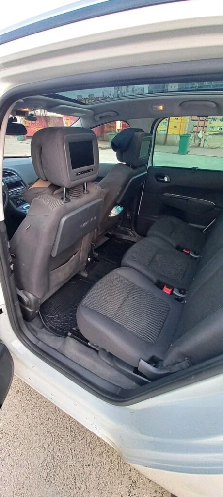 2015 model Peugeot 5008 1.6 tam otomatik vites düşük km de - 15