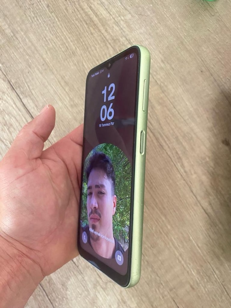 SAMSUNG A14 - 2