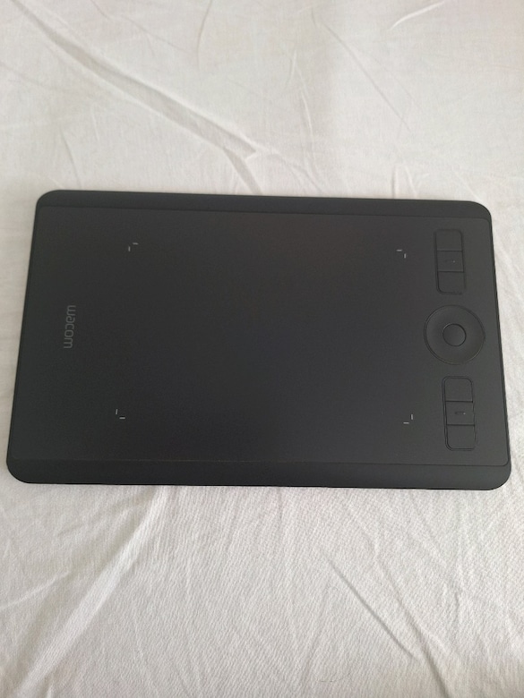Wacom Intuos Pro Small (PTH-460) Grafik Tablet - Kalem -Çizim Eldiveni - 2