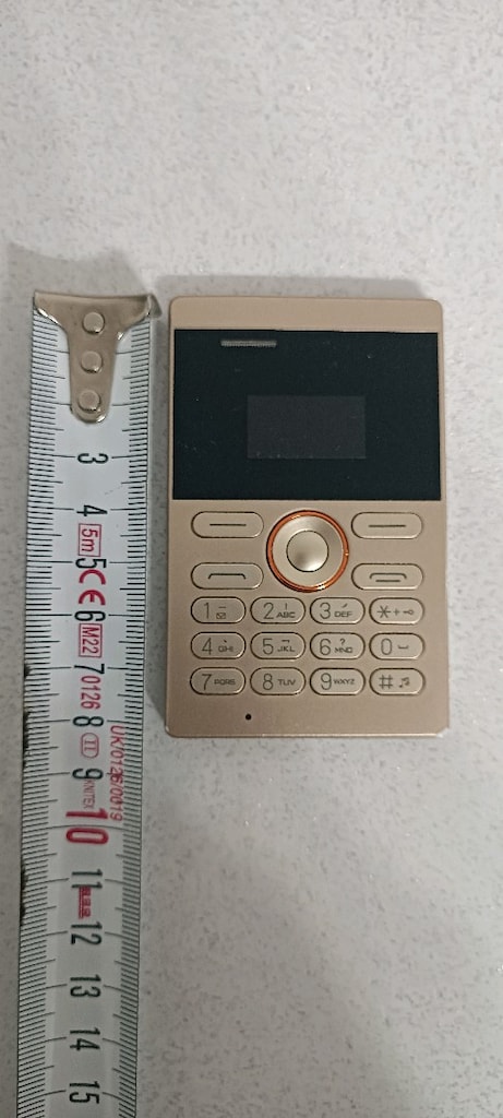 Altın Tonlu Kompakt Tuşlu Telefon + Şarj Kablosu - 4