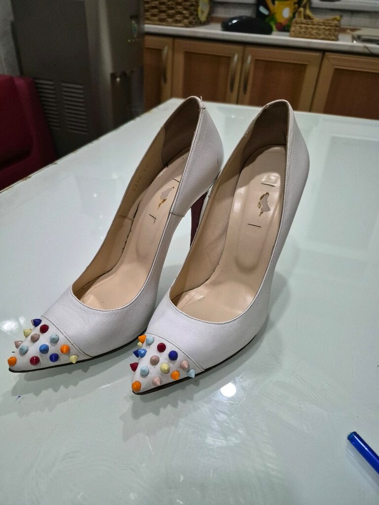 DERI RENKLI PIMLI DEKOLTELI SIVRI BURUN 13 cm - 3