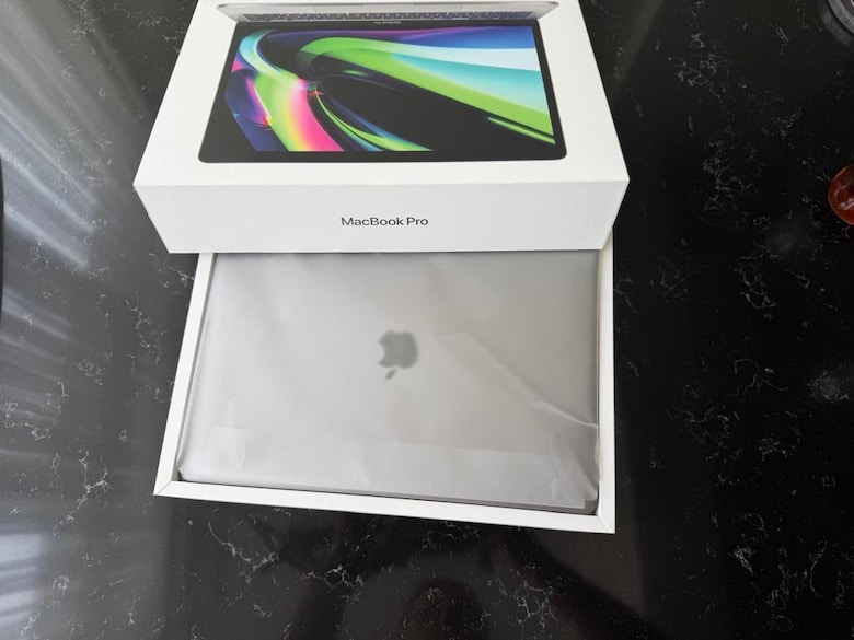 MacBook Pro - 4