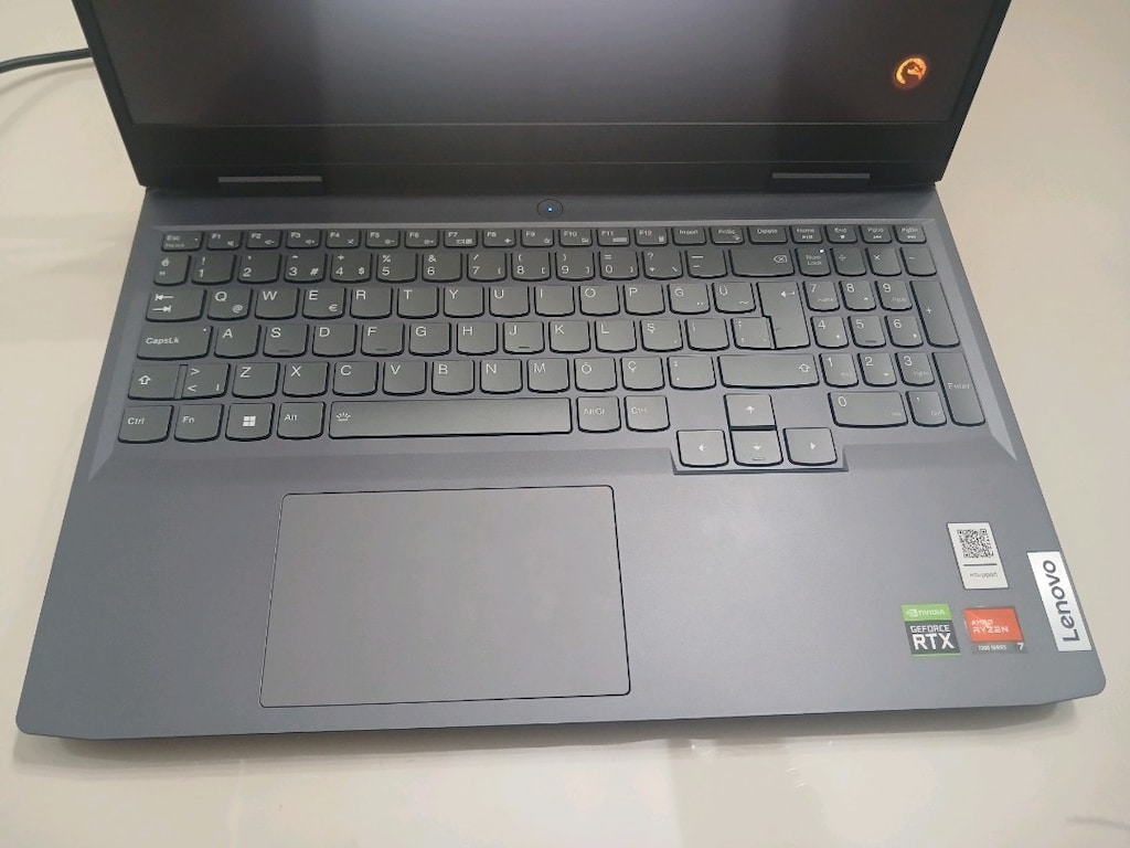 lenovo loq ryzen 7 r7 7840hs 16gb ram, 1tb m2ssd, rtx 4060 gpu. win11 - 5